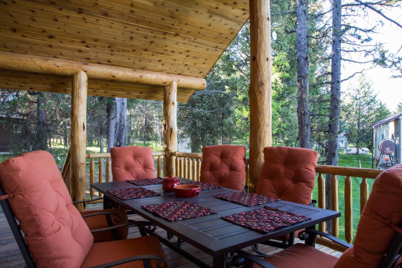 Lumberjack Lodge By Kabino Hot Tub Fire Pit Satellite Wifi Grill Large Porch Island Park Exterior foto